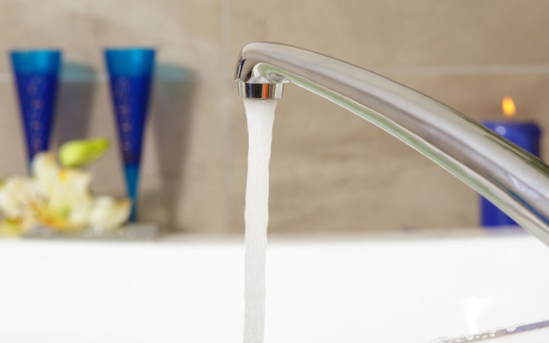 Come eliminare il calcare dell’acqua del rubinetto?